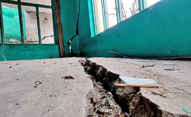 जोशीमठ के बाद अब जम्मू-कश्मीर के डोडा में दरारें, लोगों ने छोड़ा इलाका