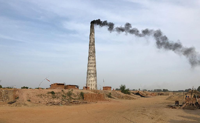 Ramgarh admin acts against brick kilns which runs illegally