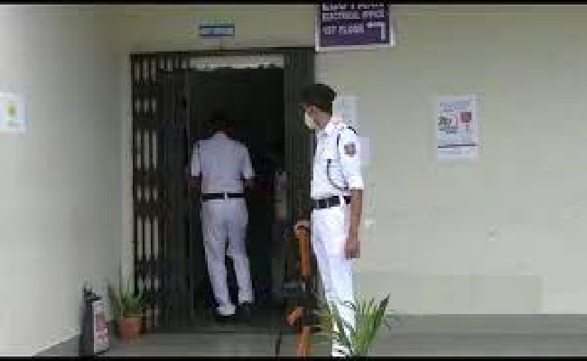 Police foils major robbery in Kolkata, 4 arrested with burglars' tools 