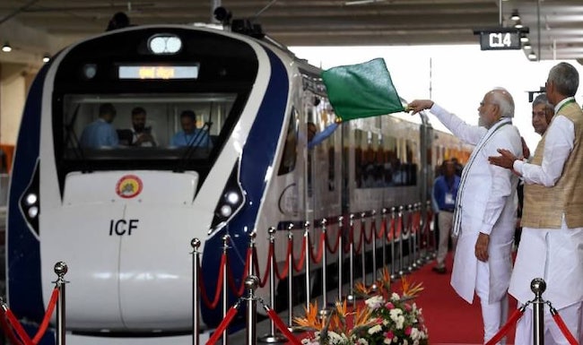 PM Modi flags off India's 9th Vande Bharat Express from Mumbai