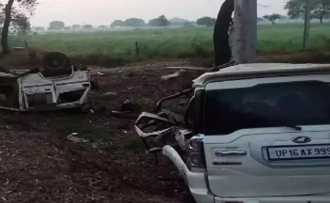 Four people killed, six injured in road accident in UP's Banda