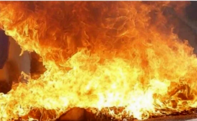 Ghaziabad factory fire burns down goods worth Rs 10 lakh