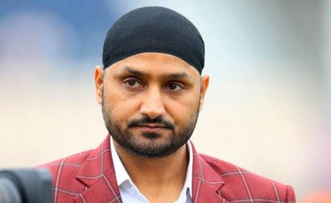 'Bring someone like Sehwag or Nehra': Harbhajan bats for separate T20 coach