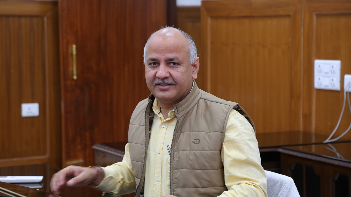 सीबीआई ने किया मनीष सिसोदिया को गिरफ्तार; आबकारी निति मामले में हुई गिरफ्तारी
