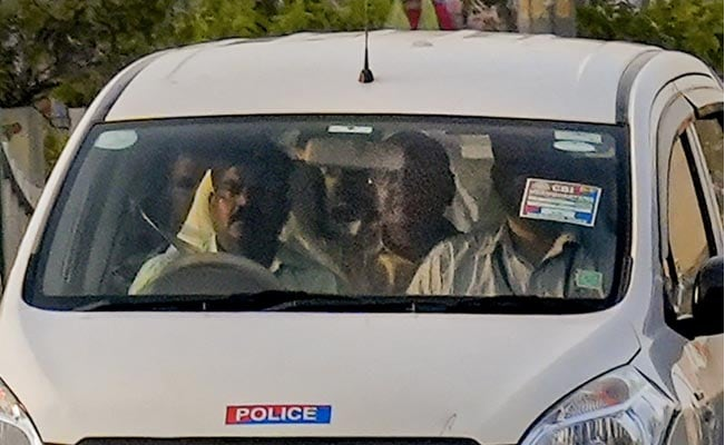 मनीष सिसोदिया और सत्येंद्र जैन ने इस्तीफा दिया, अरविंद केजरीवाल ने किया मंजूर