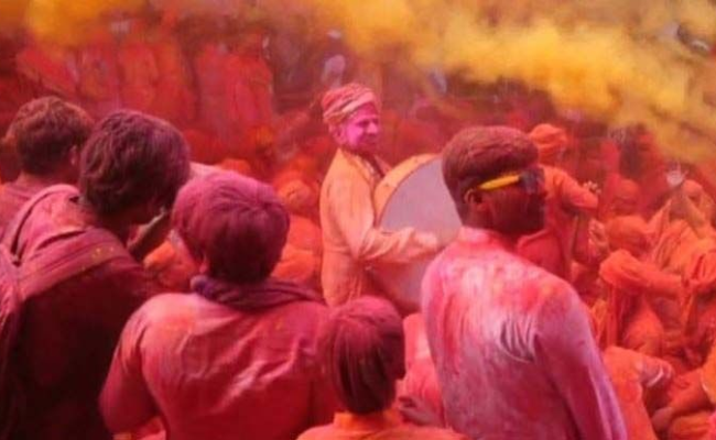 4 injured in clash during Holi preparations in UP