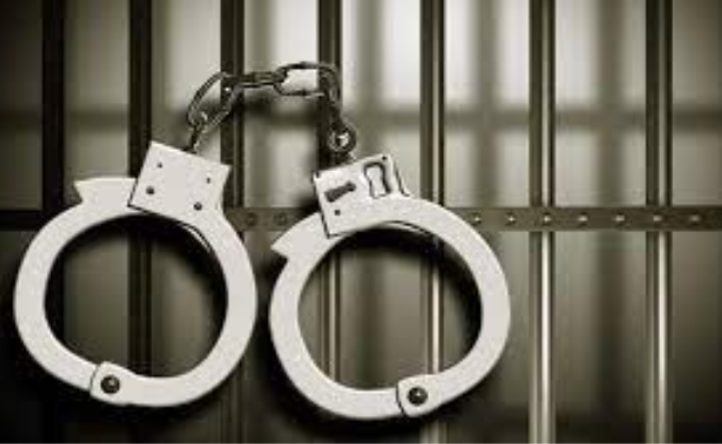  मुजफ्फरपुर में लाखों की शराब के साथ सास-बहू गिरफ्तार