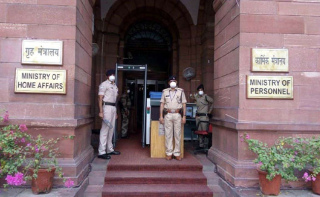 विपक्ष के नेताओं के खिलाफ फर्जी मामलों पर केंद्र सख्त, बंगाल सरकार से मांगी रिपोर्ट