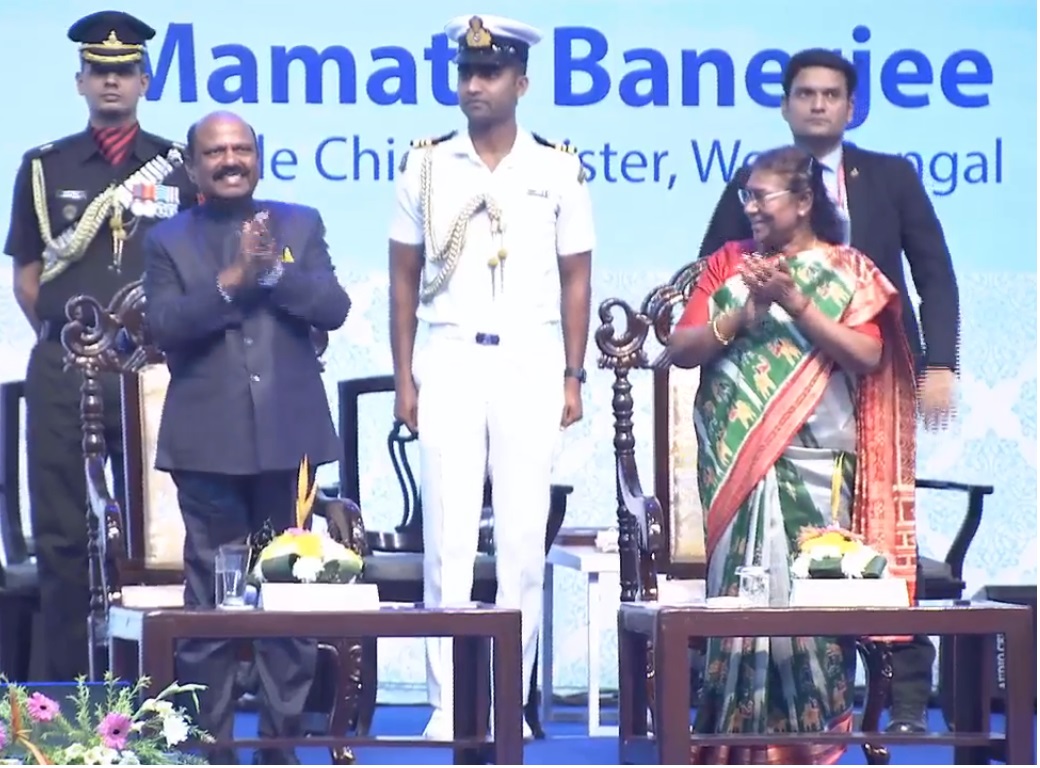द्रौपदी मुर्मू का नागरिक अभिनंदन. संवैधानिक अधिकारों की रक्षा करें, देश को बचाएं : ममता की राष्ट्रपति से गुहार