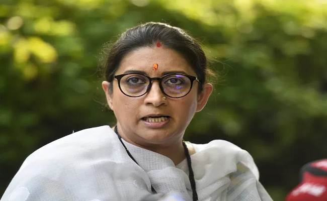 Smriti Irani accuses Mamata of shielding Howrah attackers