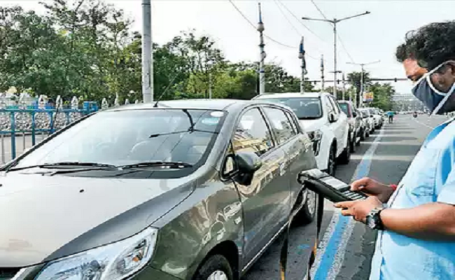 Steep hike in parking rates in Kolkata, app-based system implemented