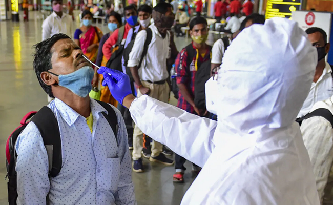 Bengal's active Covid cases touch triple digits
