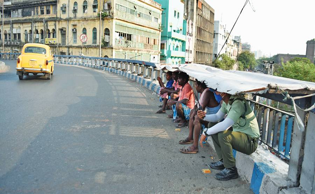 Heat wave hits West Bengal, temperatures to soar up to 40 degrees in Kolkata