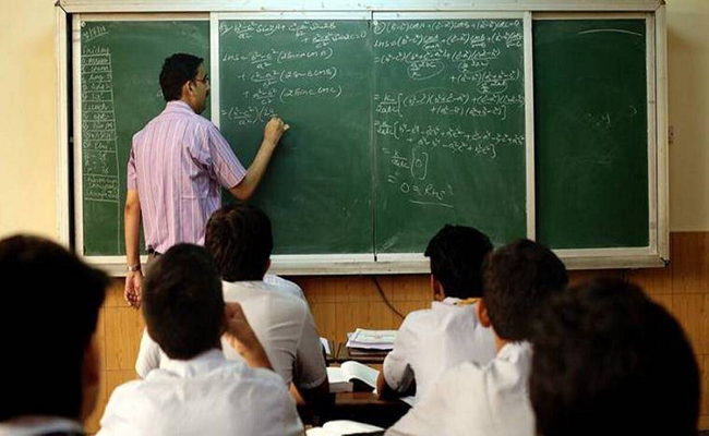 Bengal teachers' scam: CBI inducts 7 more officers in SIT