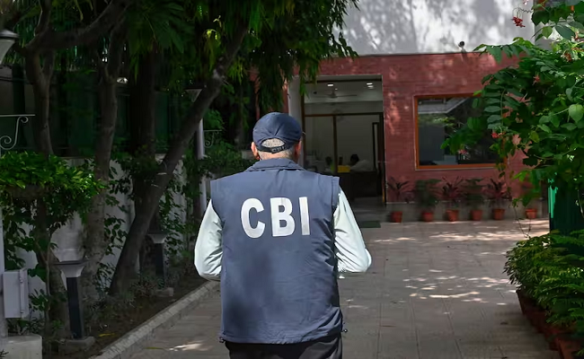 Fake CBI officer arrested for duping Rajarhat resident of Rs 10.5 lakh