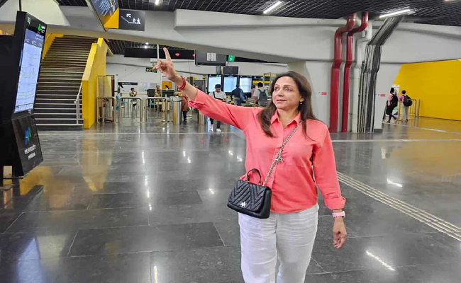 Hema Malini surprises Mumbai Metro commuters as she ditches road travel