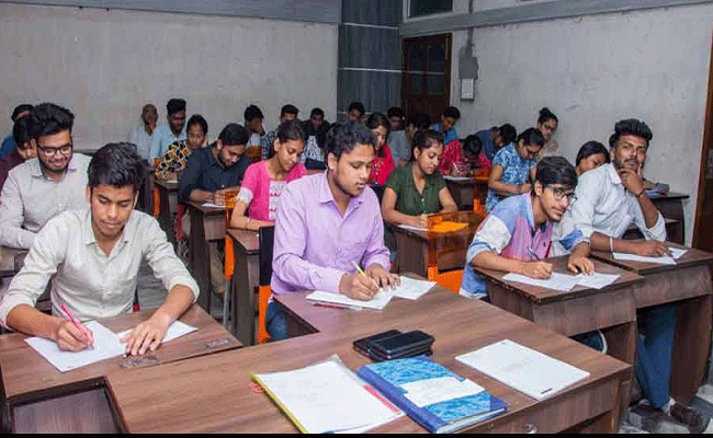 Calcutta High Court gives verdict on wrong questions in TET exam case