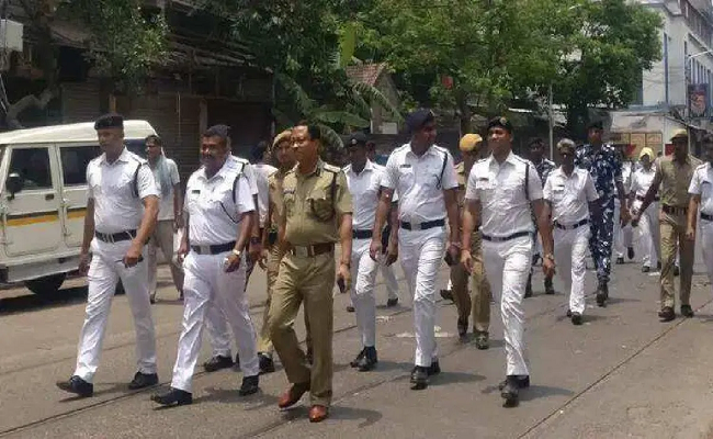 3500 Cops, 18 HRFS to secure Kolkata on Eid