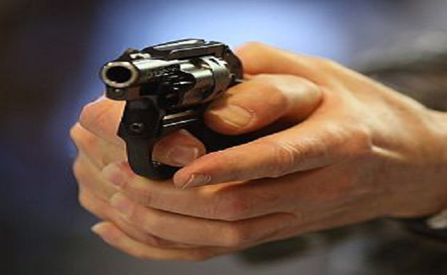 Police avert hostage crisis in Bengal school, disarm gun-wielding man