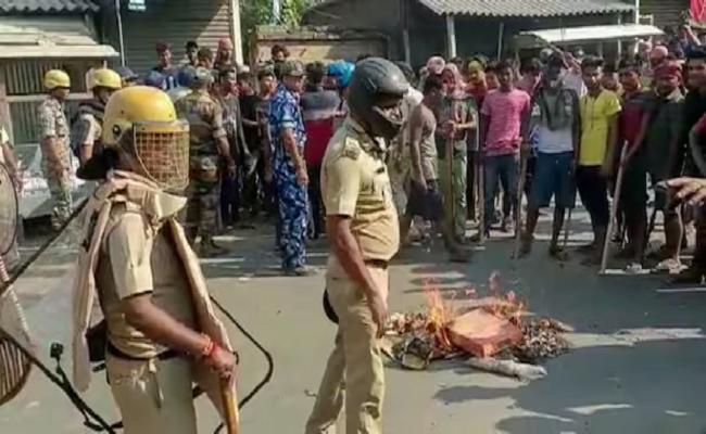 Demand for CBI Investigation in Kaliaganj violence after minor's rape and youth's death