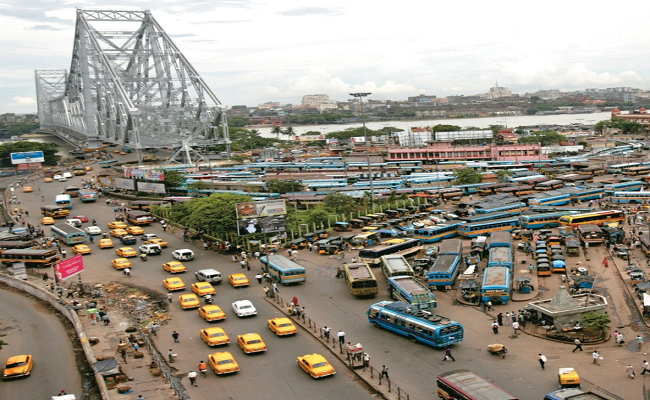 Kolkata weather to be partly cloudy with possibility of rain