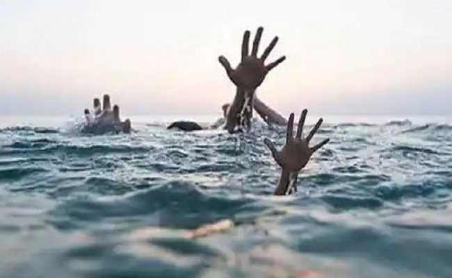Tragedy strikes as two Naihati students drown during Ganges bath; search operation underway