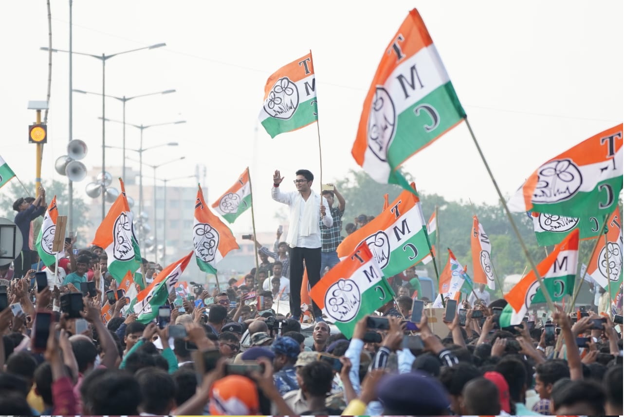 मालदा-मुर्शिदाबाद में नवज्वार का जनसैलाब, यह युवाओं का जोश है थमेगा नहीं : अभिषेक 