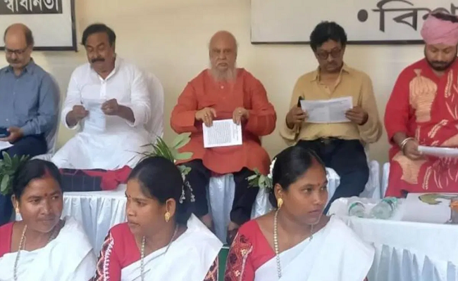 TMC stages protest in support of Amartya Sen at Visva Bharati University