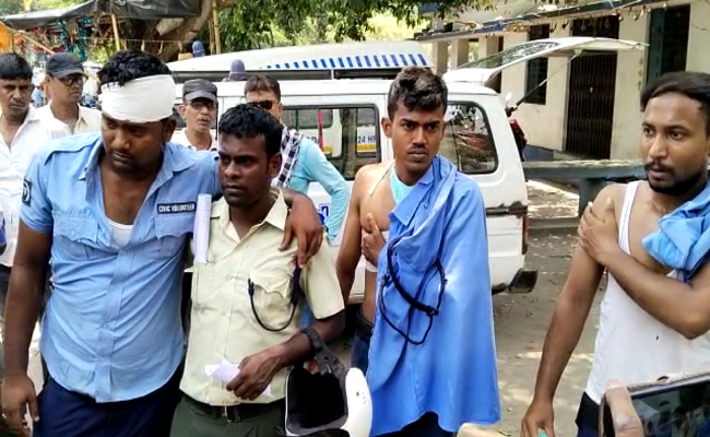 Civil Volunteers attacked in North 24 Parganas over auto parking dispute