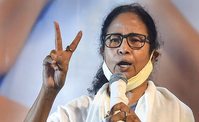 Mamata Banerjee calls Karnataka election result a mandate for change