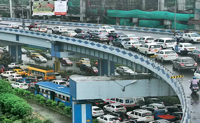 Kolkata metro: alternative arrangements for traffic in Chingdihat