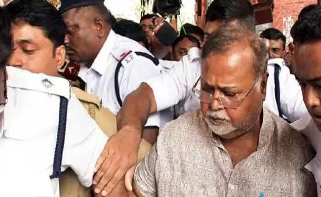 Former education minister Partha Chattopadhyay appears in court, comments on Byron Biswas joining Trinamool