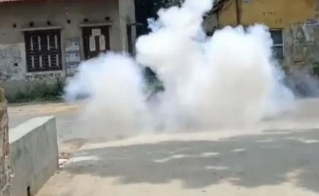 Alleged assault and vandalism at Trinamool Congress leader's residence,  ISF accused of bomb attacks