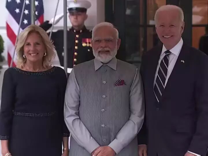 प्रधानमंत्री मोदी ने बाइडेन दंपति को सौंपी उपहारों की पोटली