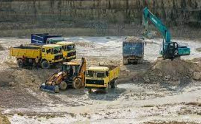 Farmers need no permission for soil mining: UP govt
