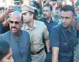 चुनावी हिंसा में मारे गए किशोर के परिवार से राज्यपाल ने की बात