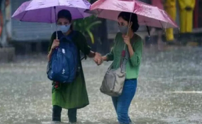 Monsoon gains momentum, heavy rainfall expected in Bengal, Bihar, and UP