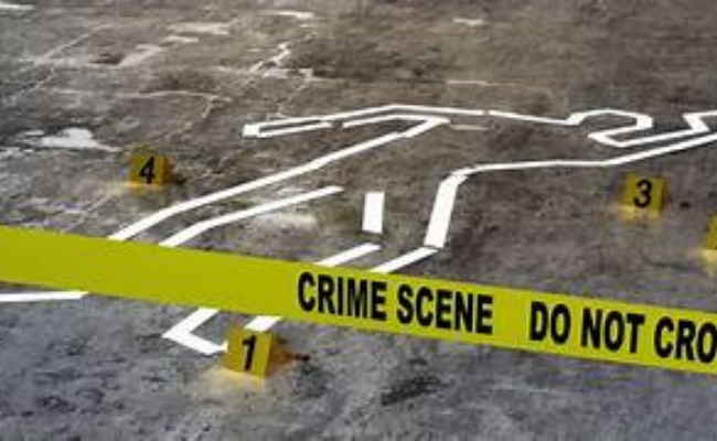 Man kills sister over love affair, walks on road with her chopped head in UP