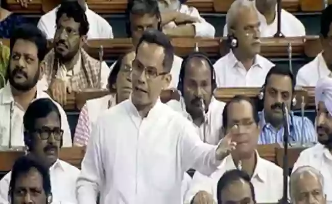 No Confidence Debate: Sonia Gandhi bursts into laughter as BJP MP says 'Unko bete ko set karna hai aur damaad Ko bhent karna hai' 