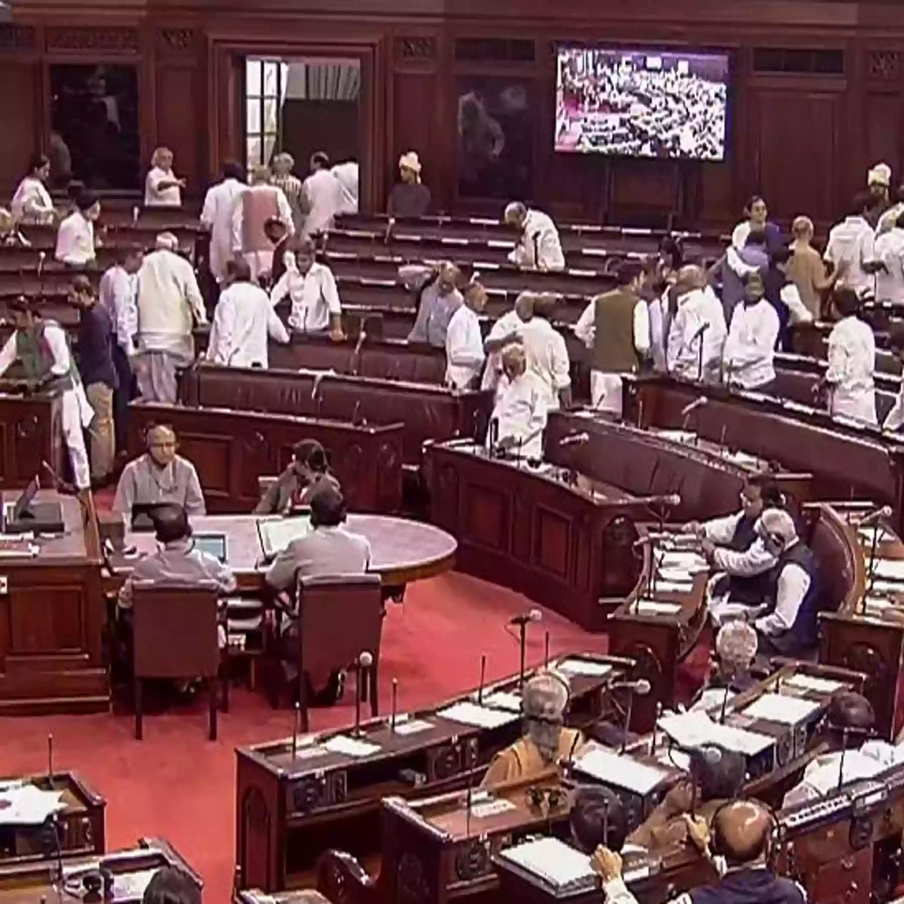 अविश्वास प्रस्ताव की शुरुआत राहुल ने नहीं, गोगोई ने की:कहा- PM का मौनव्रत तोड़ेंगे