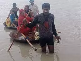 पटना में गंगा खतरे के निशान से ऊपर