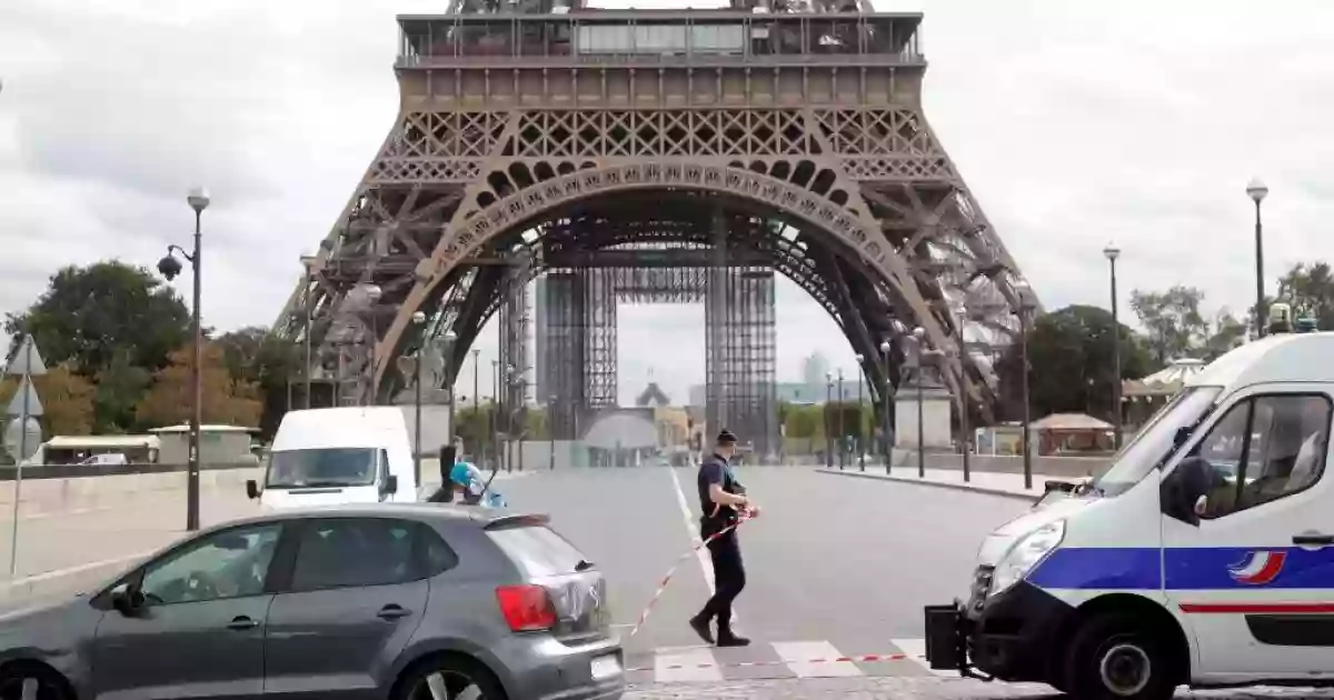 Eiffel Tower evacuated amid Bomb threat, French Police confirm