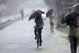 बंगाल के नौ जिलों में भारी बारिश का अलर्ट, गर्मी से मिलेगी राहत