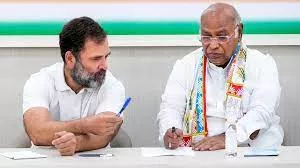 कांग्रेस कार्य समिति के गठन की घोषणा, सचिन पायलट और थरूर को भी मिली जगह