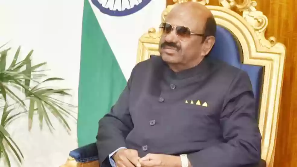 एक ही दिन बोस ने दागी तीन मिसाइलें