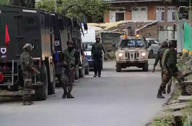 अनंतनाग मुठभेड़ में घायल एक और जवान का इलाज के दौरान सर्वोच्च बलिदान