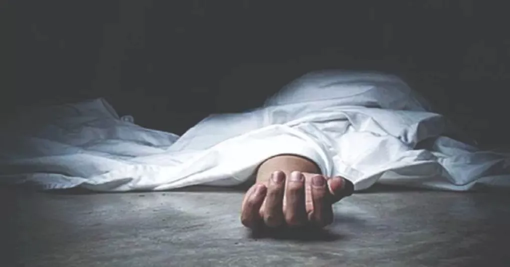 Unidentified dead body found at Howrah's Ganga Ghat, investigations underway