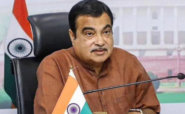 2070 तक देश को कार्बन न्यूट्रल बनाने के लिए निर्माण क्षेत्र में हरित पहल की जाएगी : गडकरी