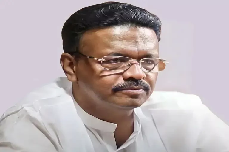 CBI  raids Firhad Hakim's residence