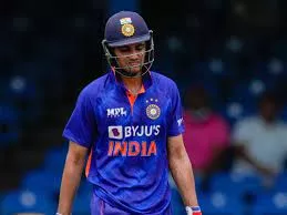 India vs Pakistan World Cup 2023: Shubman Gill departs after quick start in 192-run chase; Kohli joins Rohit